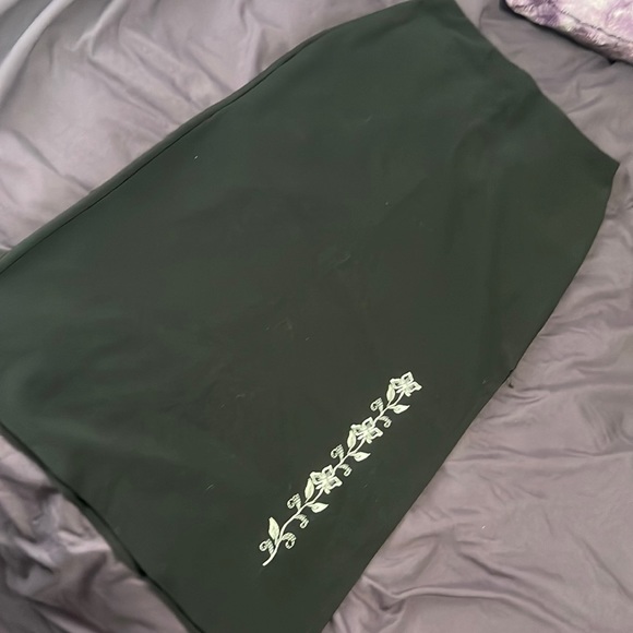 Dresses & Skirts - Beautiful black slit skirt